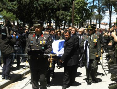 Πτώση ελικοπτέρου: Ο κυβερνήτης Δ. Γούλας είχε ζητήσει αναβολή της μοιραίας πτήσης (φωτό, βίντεο)